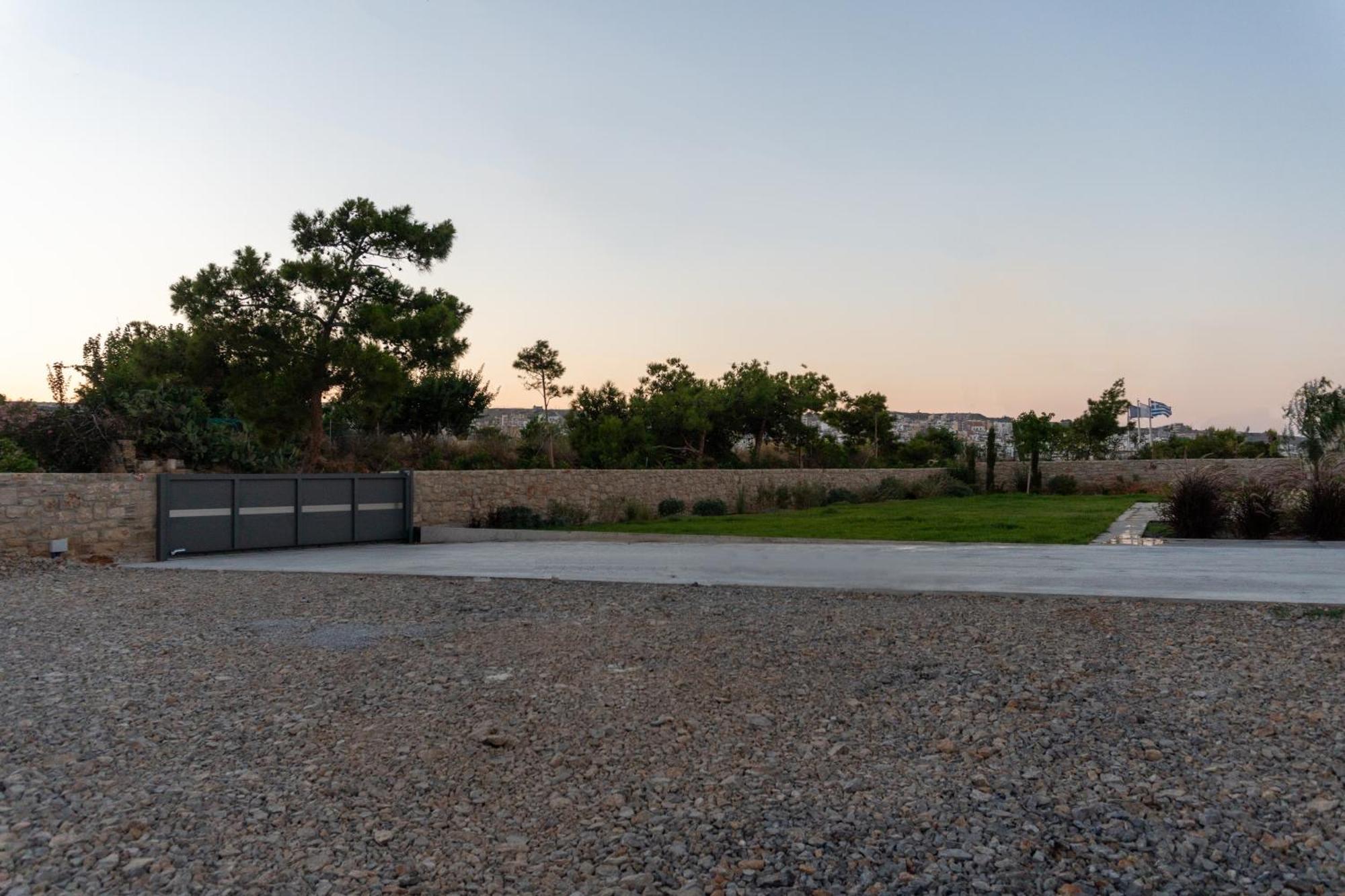 Itida Suites Sitia  Bagian luar foto