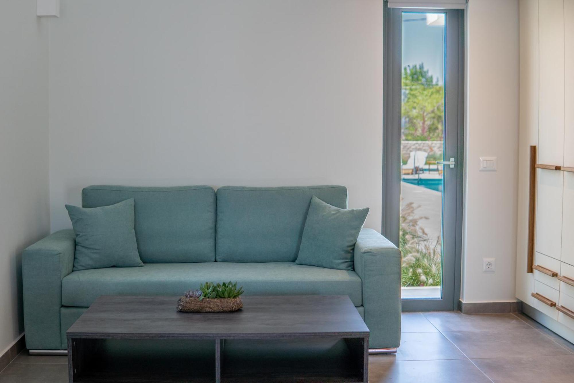 Itida Suites Sitia  Bagian luar foto
