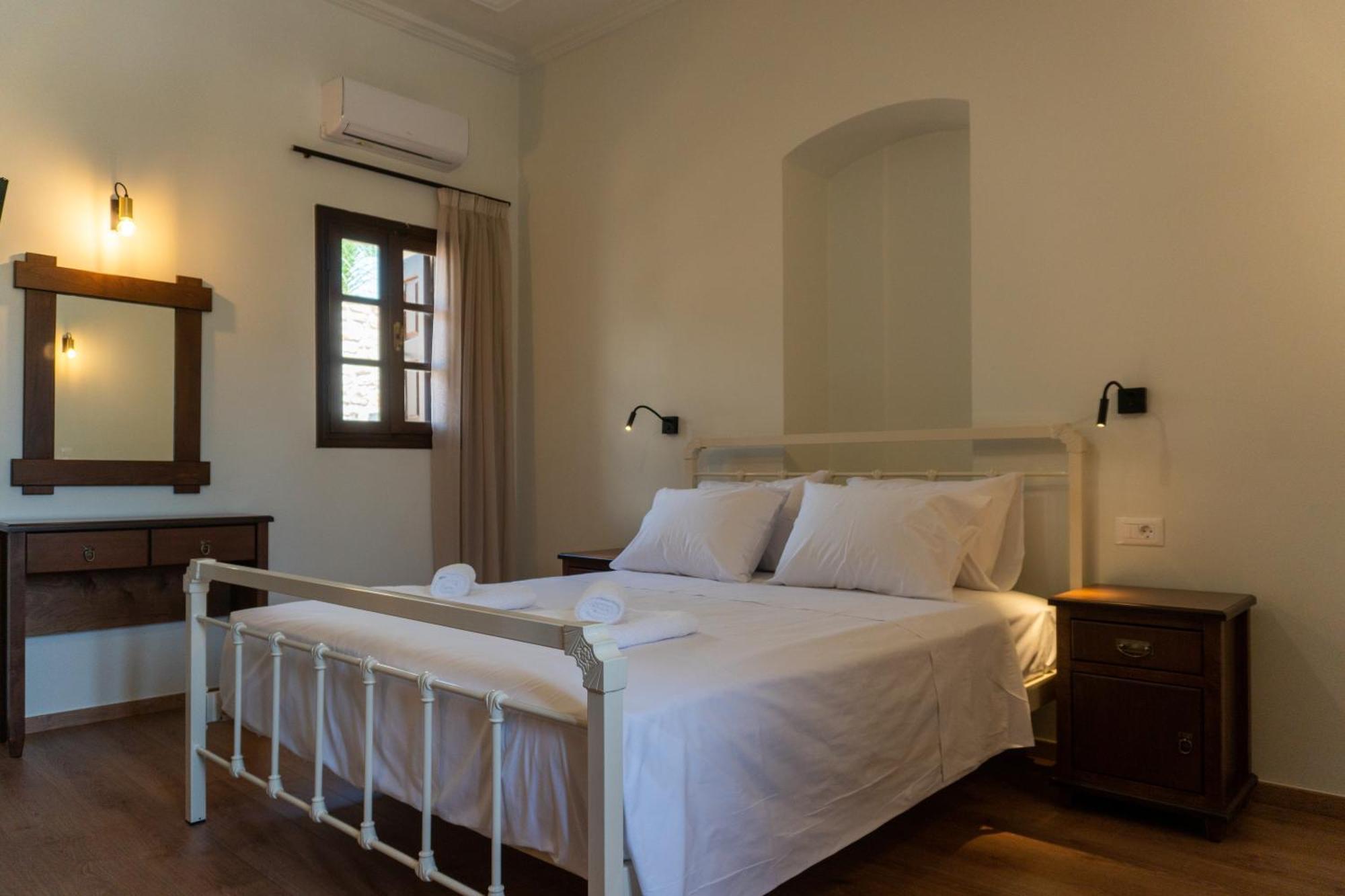 Itida Suites Sitia  Bagian luar foto