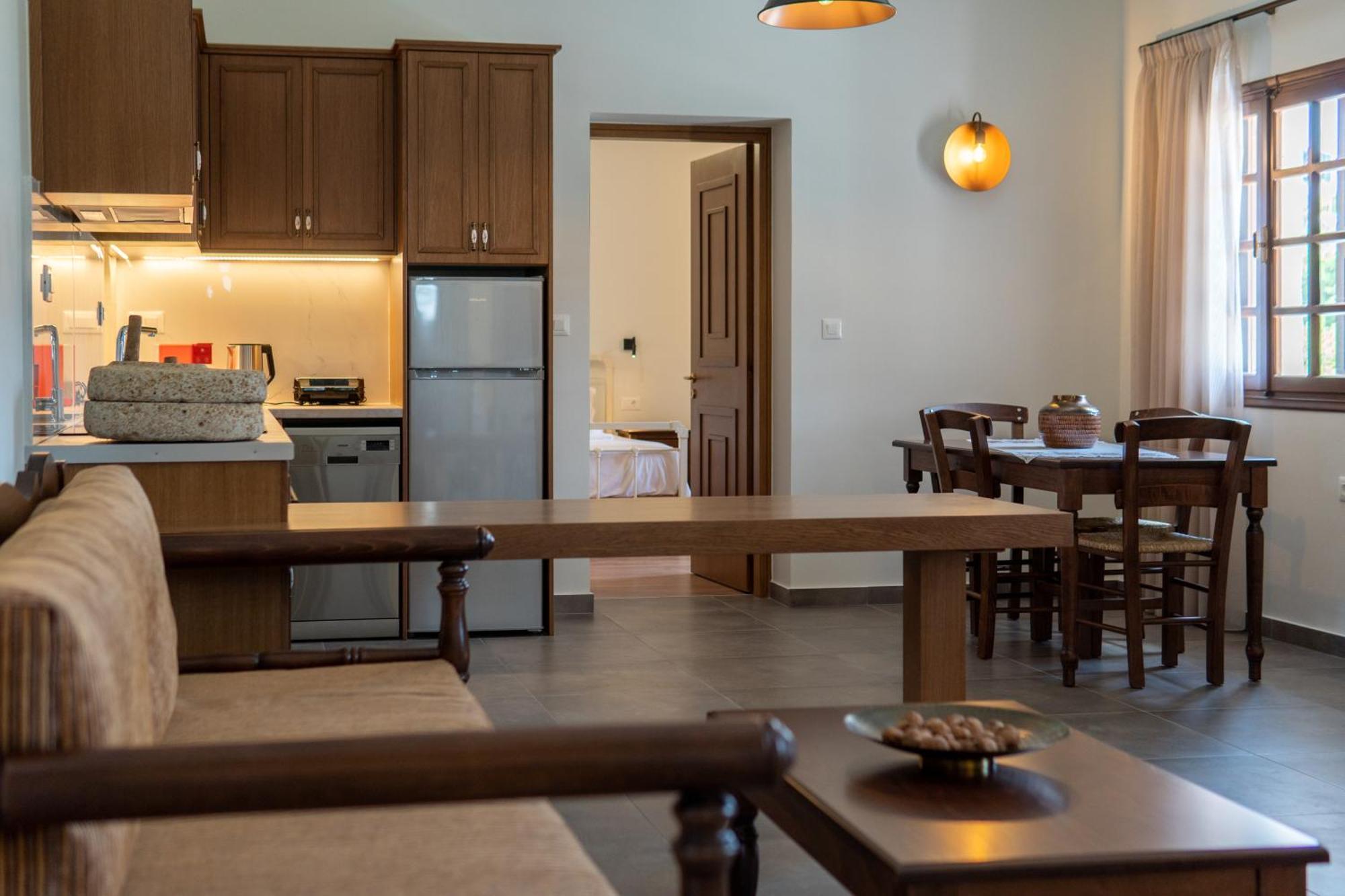 Itida Suites Sitia  Bagian luar foto